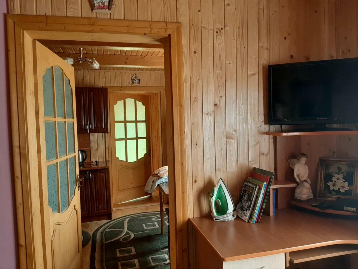 Котедж "Барвінок" Verhovîna Exterior foto