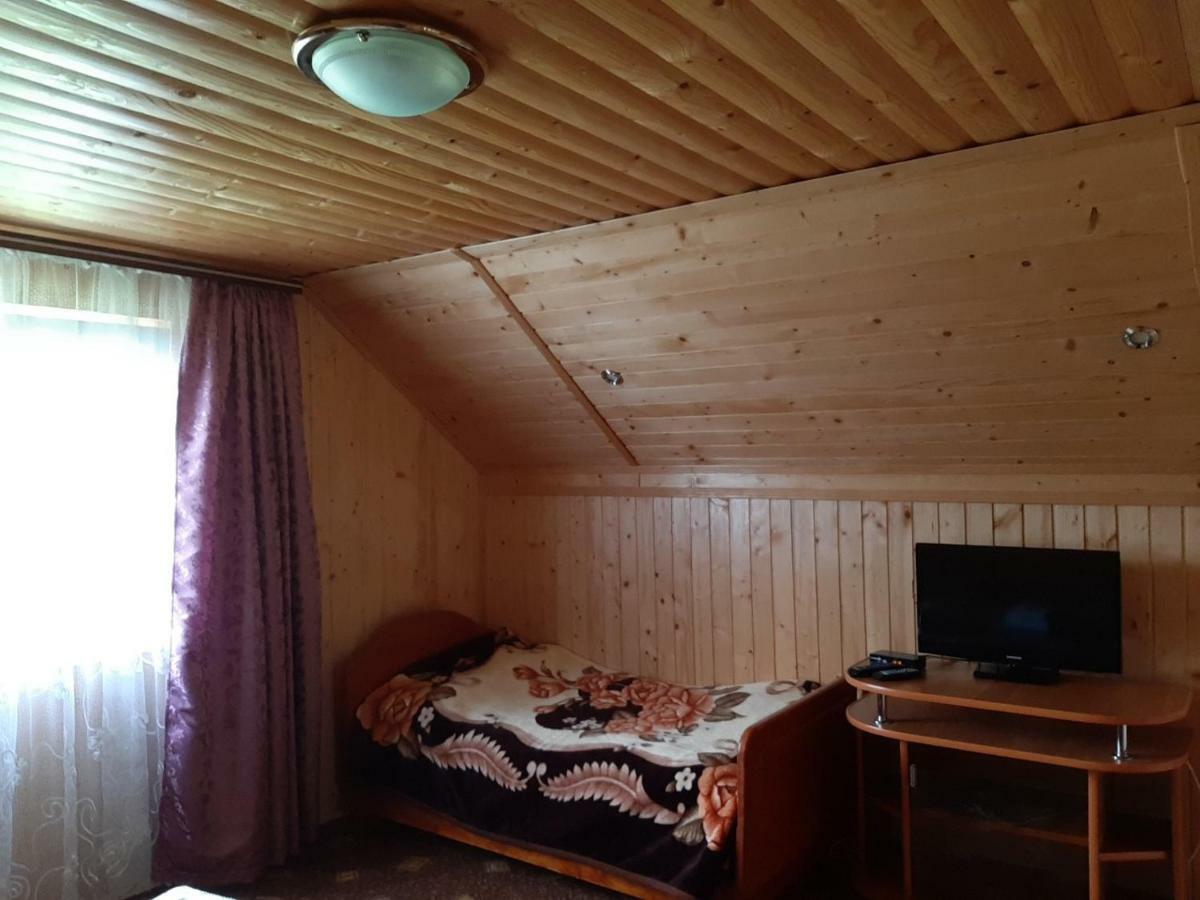 Котедж "Барвінок" Verhovîna Exterior foto